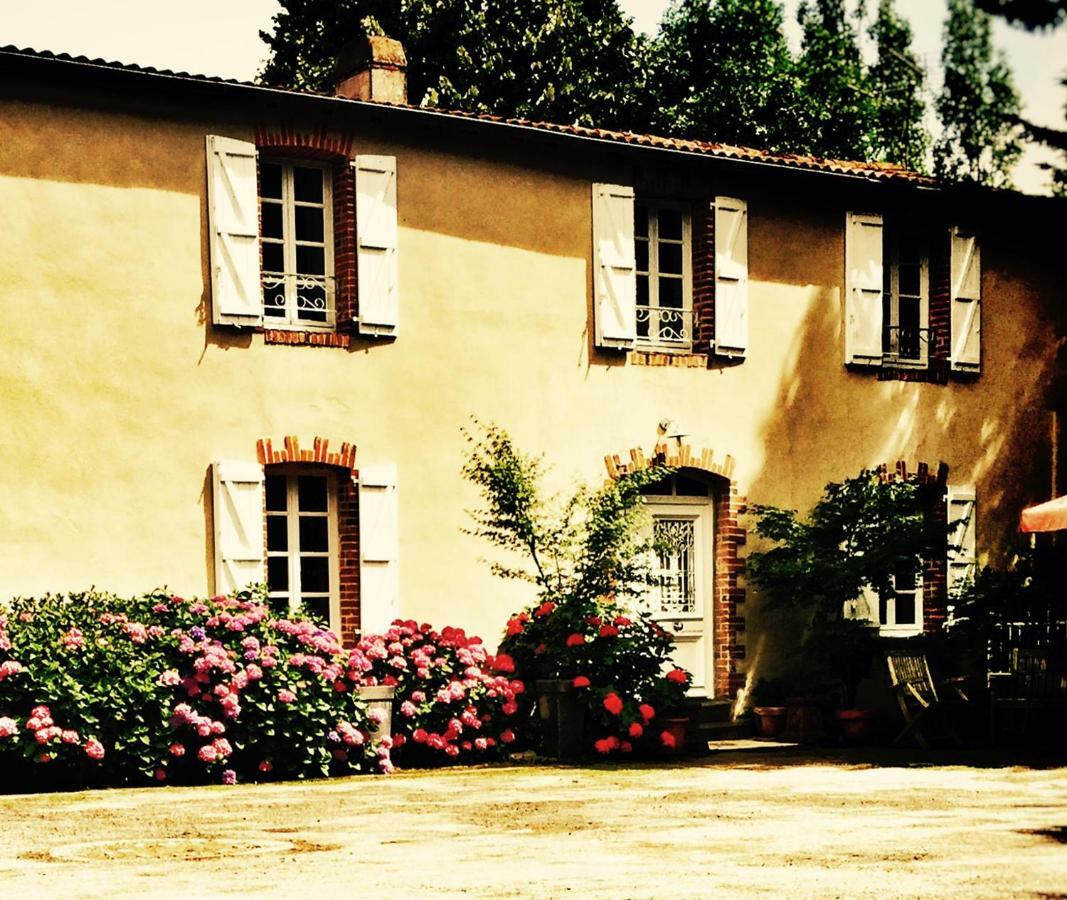 Saint-Hilaire-de-Loulay Relais De Chasse La Chaignaie المظهر الخارجي الصورة